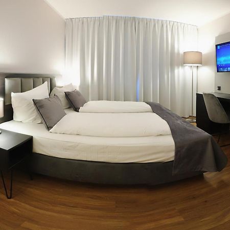 Hotel B99 Offenbach am Main Exterior photo