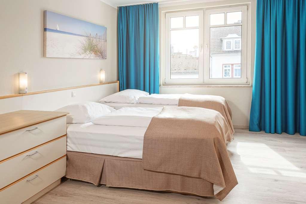 Hotel B99 Offenbach am Main Room photo