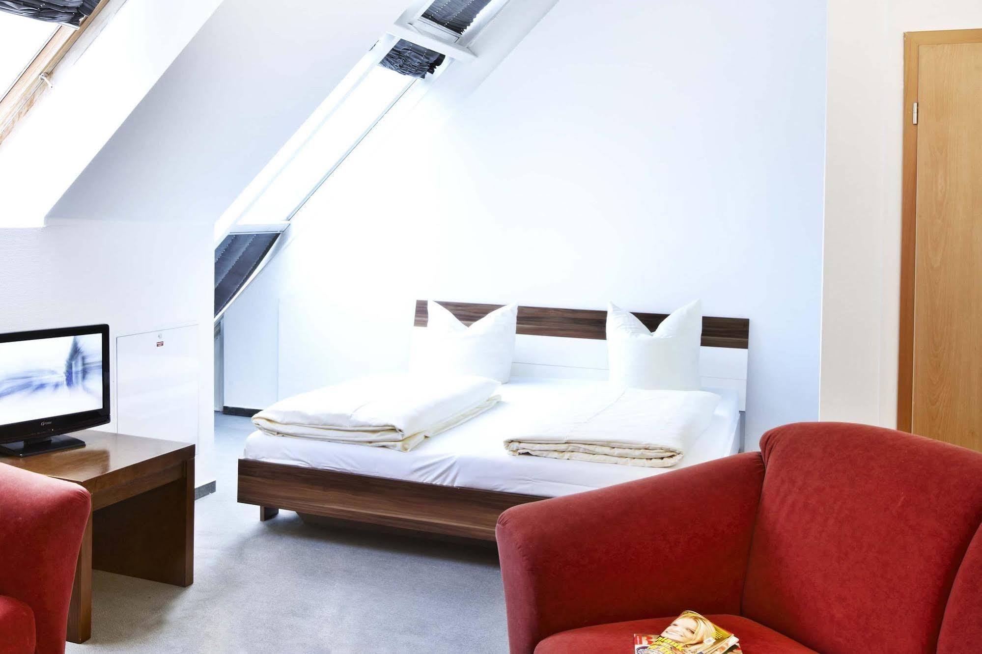 Hotel B99 Offenbach am Main Exterior photo